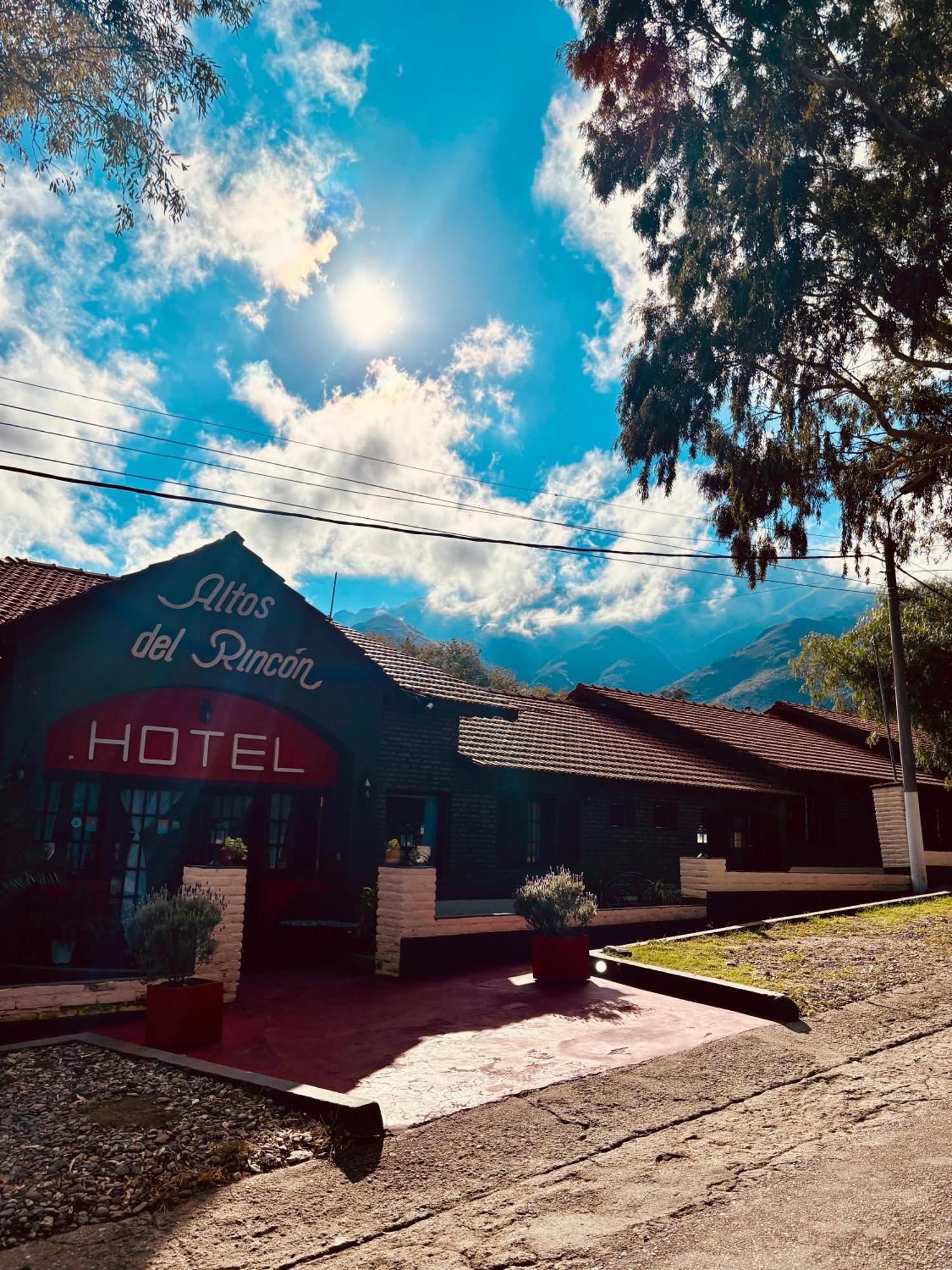 Hotel Altos Del Rincon Merlo Екстериор снимка